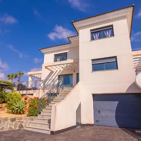 Villa Moderna Con Piscina El Campello
